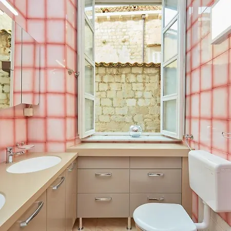 Misir Apartamento *